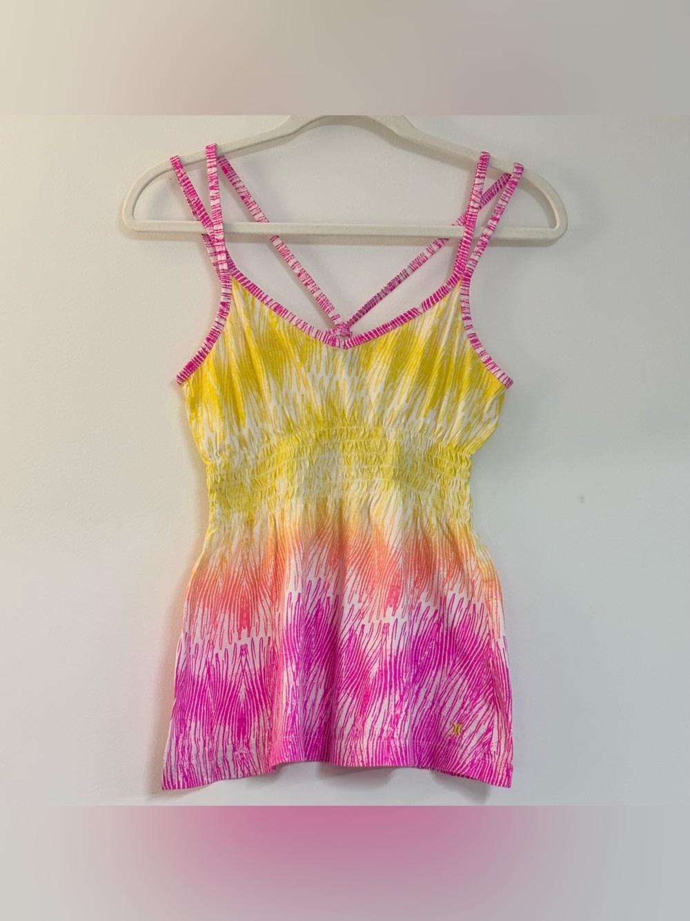 Hurley Y2K  Vibrant Multicolor Gradient Pattern, Peplum Tank Top - Size Medium